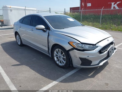 FORD FUSION HYBRID 2019