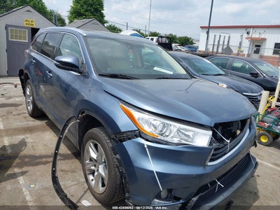 TOYOTA HIGHLANDER 2015