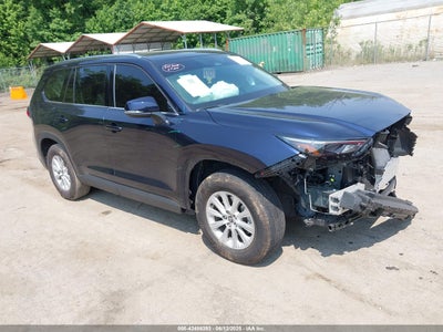 TOYOTA GRAND HIGHLANDER 2024