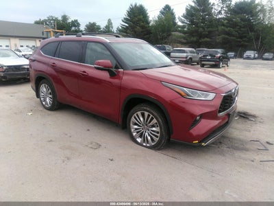 TOYOTA HIGHLANDER 2024