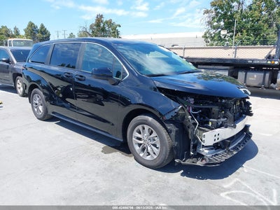 TOYOTA SIENNA 2025