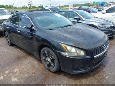 NISSAN MAXIMA 2011