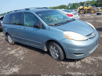 TOYOTA SIENNA 2008