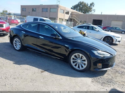 TESLA MODEL S 2016
