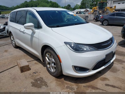 CHRYSLER PACIFICA 2019