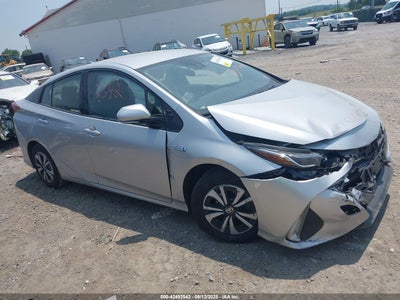 TOYOTA PRIUS PRIME 2017