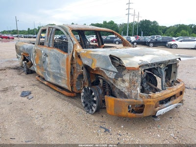 NISSAN TITAN XD 2018