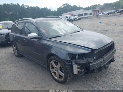 VOLVO V50 2010