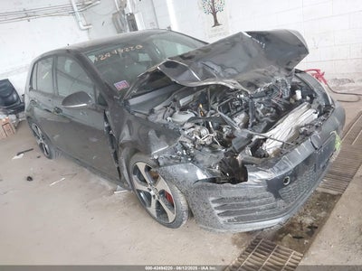 VOLKSWAGEN GOLF GTI 2015