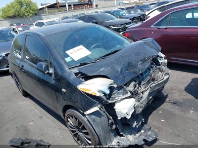 TOYOTA YARIS 2011