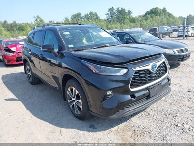 TOYOTA HIGHLANDER 2021