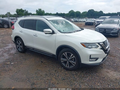 NISSAN ROGUE 2017