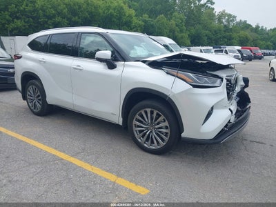 TOYOTA HIGHLANDER HYBRID 2025