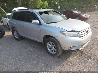 TOYOTA HIGHLANDER 2011