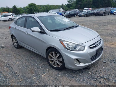 HYUNDAI ACCENT 2012