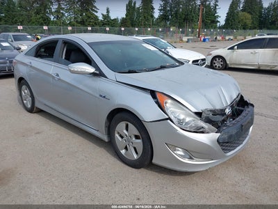 HYUNDAI SONATA HYBRID 2011