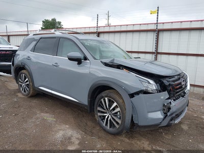 NISSAN PATHFINDER 2025