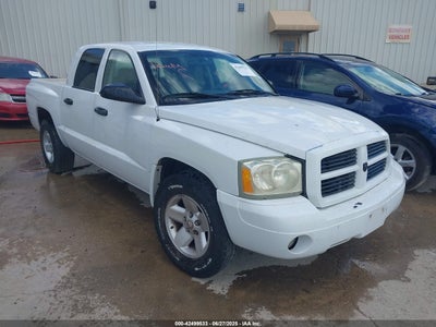 DODGE DAKOTA 2006