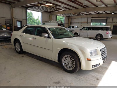 CHRYSLER 300 2010