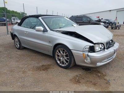VOLVO C70 2004