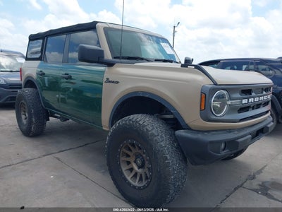 FORD BRONCO 2022