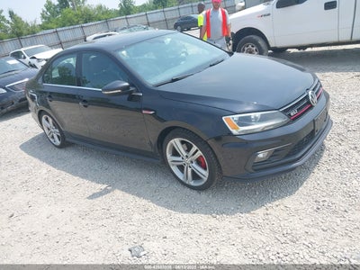 VOLKSWAGEN JETTA 2016