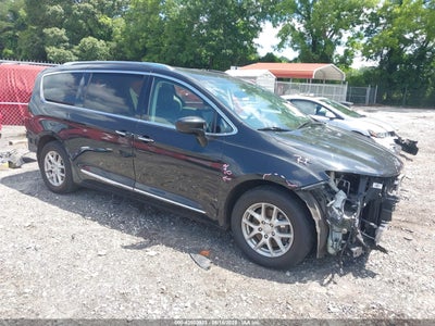 CHRYSLER PACIFICA 2020