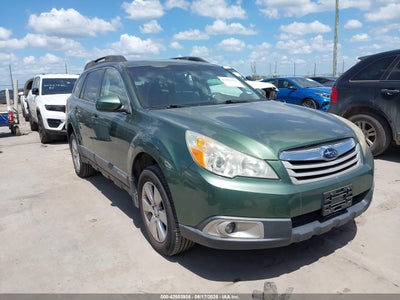 SUBARU OUTBACK 2011