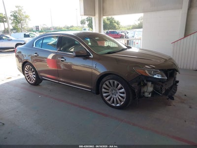LINCOLN MKS 2015