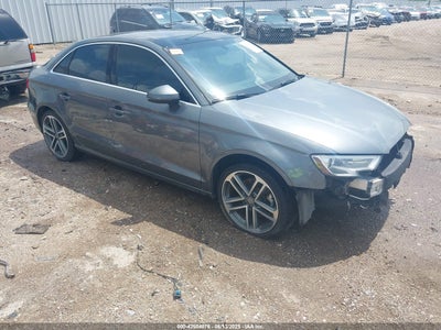 AUDI A3 2019