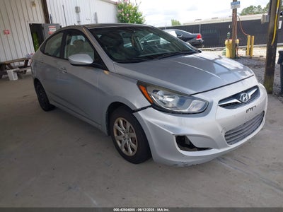 HYUNDAI ACCENT 2013