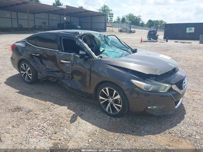 NISSAN MAXIMA 2016