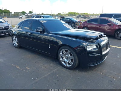 ROLLS-ROYCE GHOST 2015