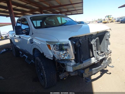 NISSAN TITAN XD 2017