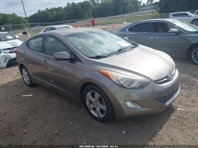 HYUNDAI ELANTRA 2013