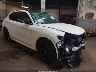 ALFA ROMEO STELVIO 2021