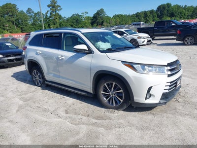 TOYOTA HIGHLANDER 2017