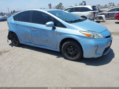 TOYOTA PRIUS PLUG-IN 2014