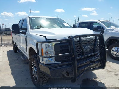 FORD F-250 2023