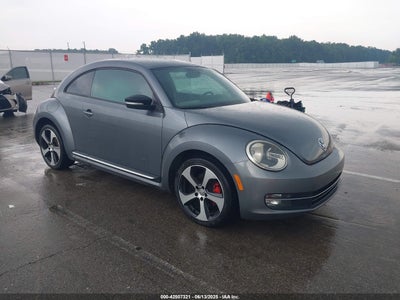 VOLKSWAGEN BEETLE 2012