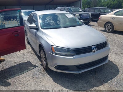 VOLKSWAGEN JETTA 2012