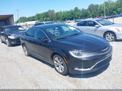 CHRYSLER 200 2015