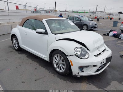 VOLKSWAGEN BEETLE 2017