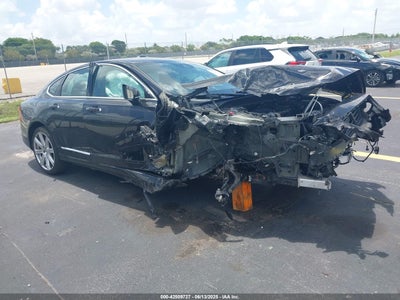 VOLVO S90 2017