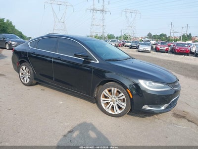 CHRYSLER 200 2015
