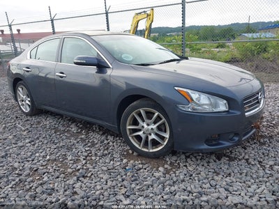 NISSAN MAXIMA 2009