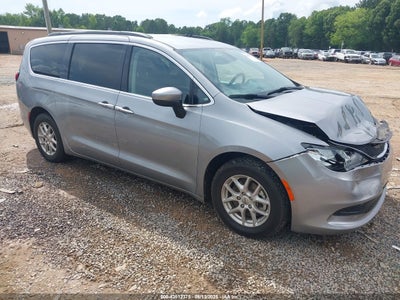CHRYSLER VOYAGER 2021