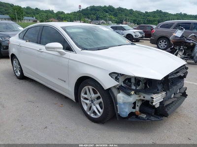 FORD FUSION HYBRID 2015