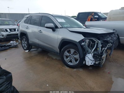 TOYOTA RAV4 2022