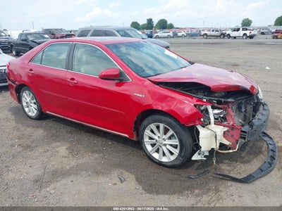 TOYOTA CAMRY HYBRID 2014